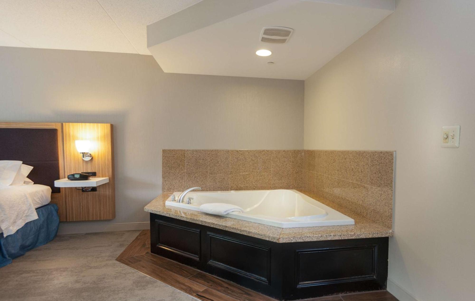 Hampton Inn Doylestown Warrington Kültér fotó