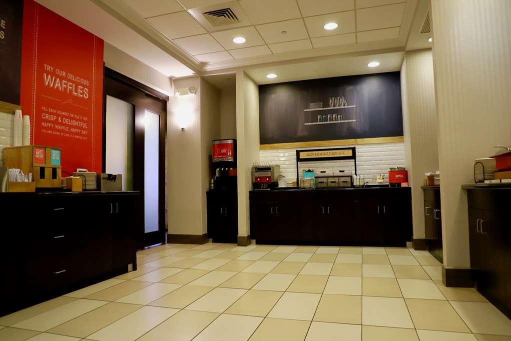 Hampton Inn Doylestown Warrington Étterem fotó
